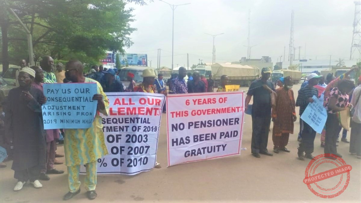 Edo Senior Citizens Protest Non-Payment, Harmonisation of Entitlements