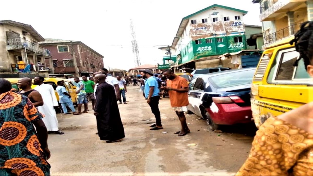 Voters massed at polling unit on Buhari Street Mushin.