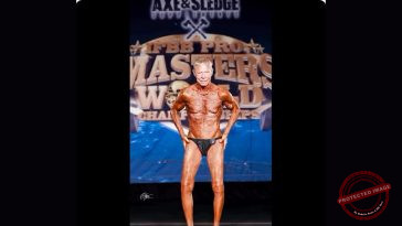 93-Year-Old Bodybuilder Jim Arrington Goes Viral After Competing at IFBB Masters World Championships